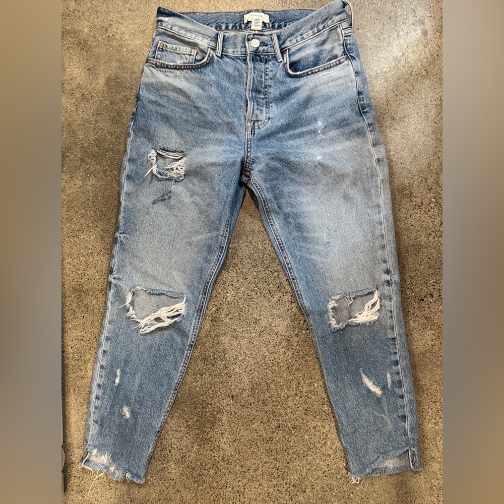 Forever 21 Blue Ankle Cropped Distressed Jeans